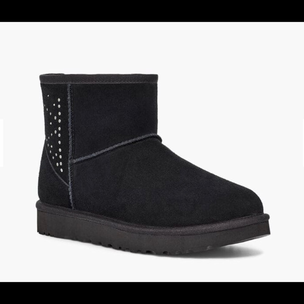 Ugg  Classic mini ll studded boot